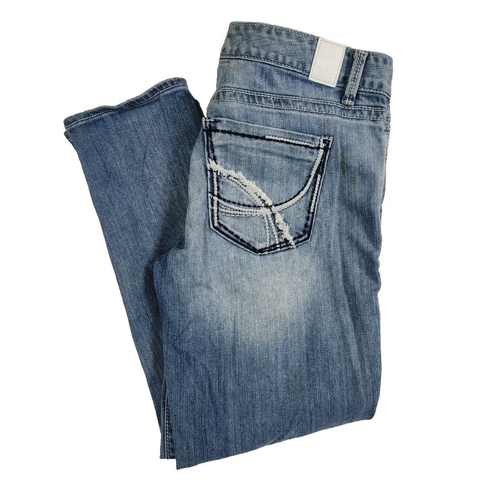 Maurices Distressed Light Wash Women 5/6 REG Ripped Relaxed Boyfriend Jeans
